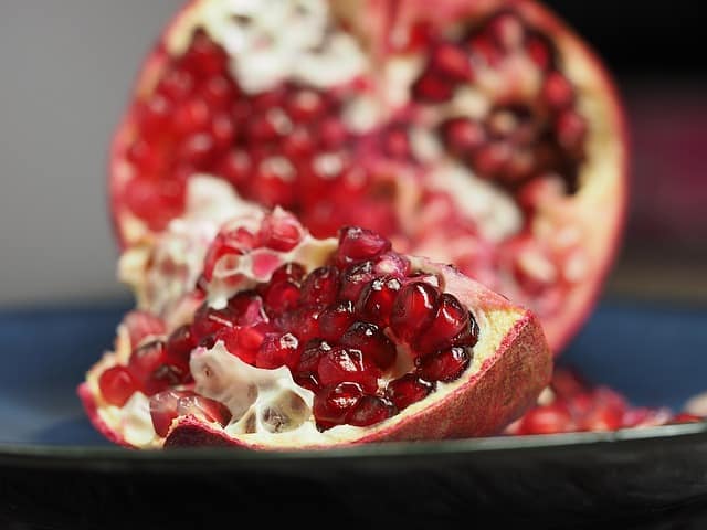 Pomegranate Aids In Increasing Male Potency